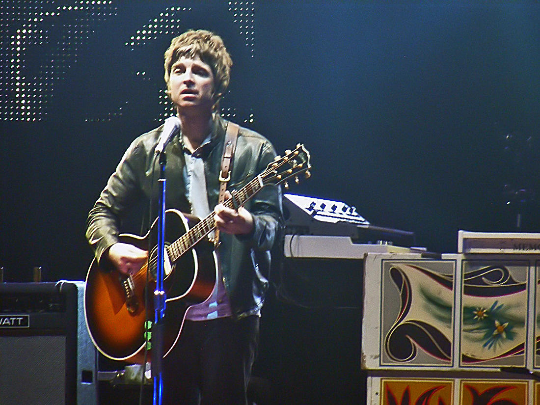 The Top 10 Guitar Songs for Charming Your Date Superprof